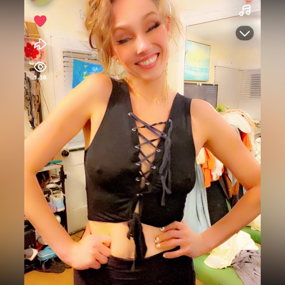 Black Lace-Up Crop Top - Picture 3 of 15
